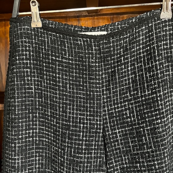 Zara (S) pants, black & white, EUC, with black accent at seam. - Picture 2 of 16